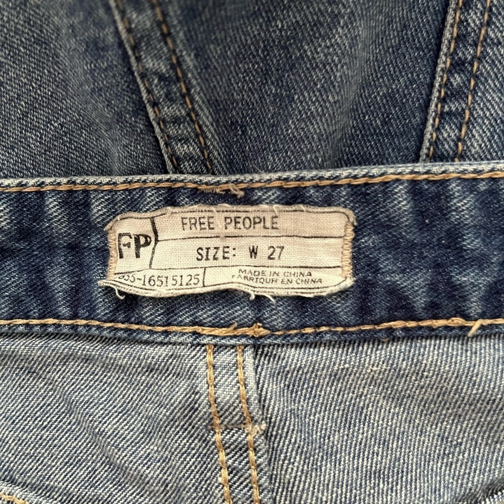 Free People High Waisted Distressed Denim Shorts-Size 27 - Picture 4 of 4